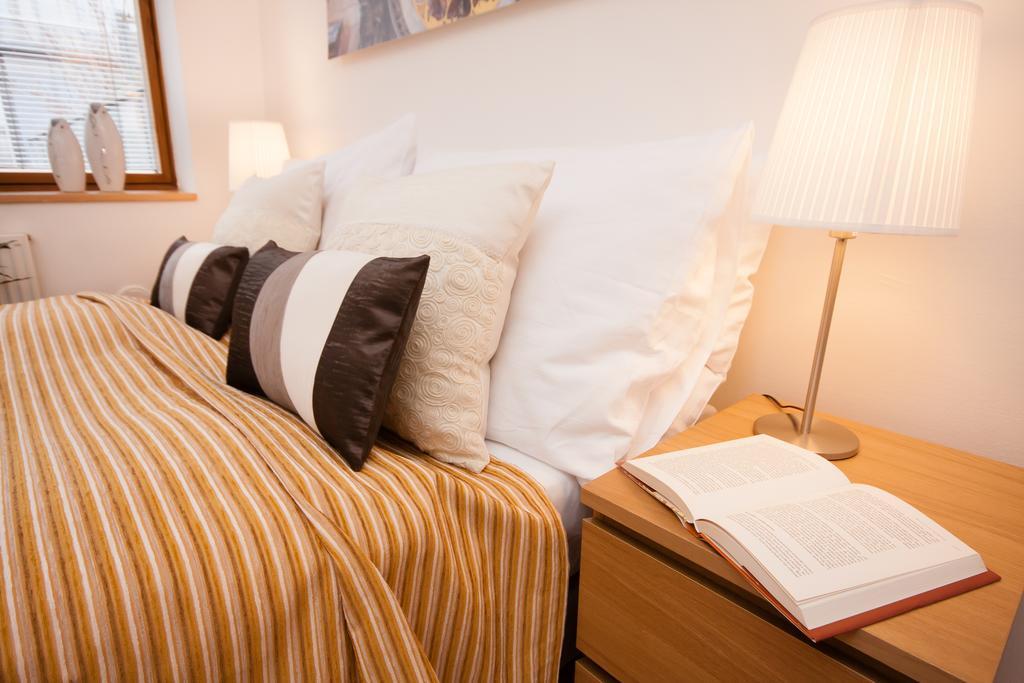 Wenceslas Square Lofts Прага Номер фото